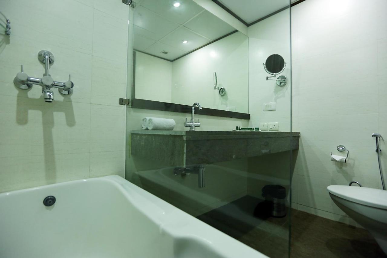 Hotel Arch Plaza - Near Yashobhoomi Convention Centre Dwarka Neu-Delhi Exterior foto